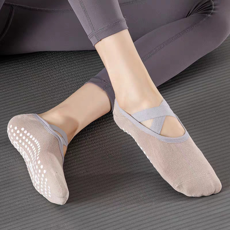 Kaus Kaki Yoga Wanita Profesio - Yoga & Fitness Center ulasan dan harga